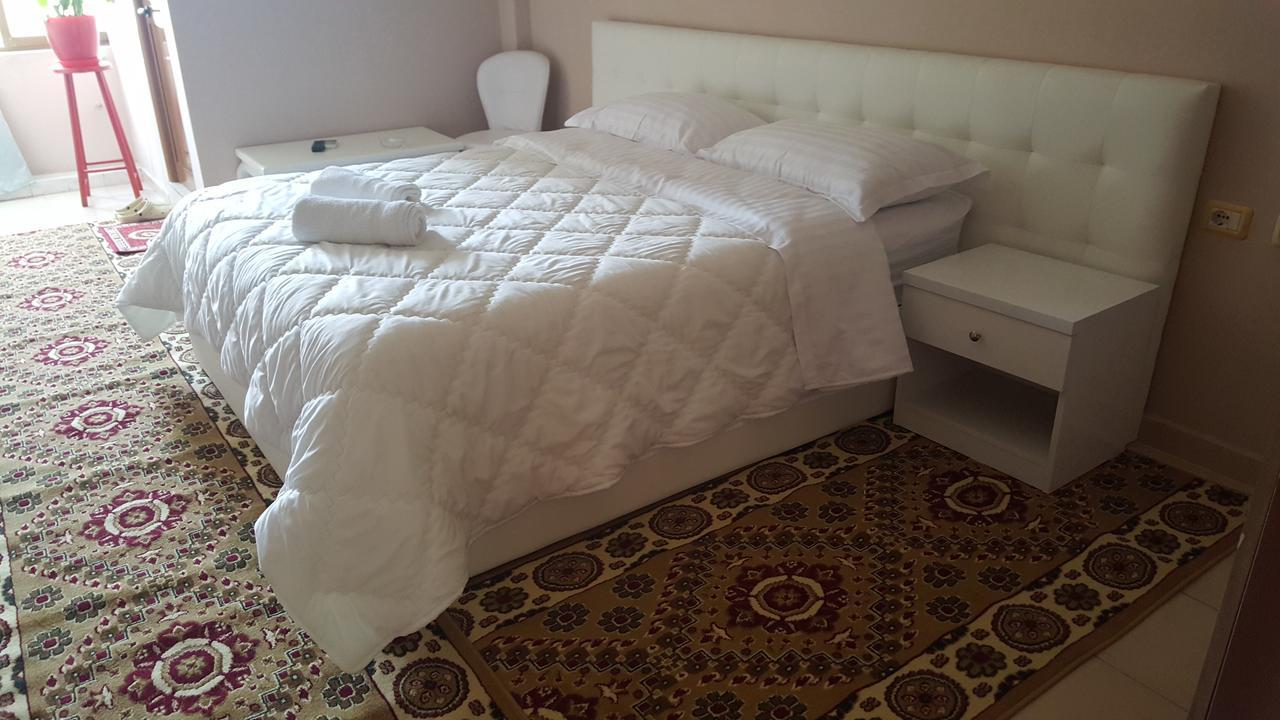 Hotel Arberia 티라나 외부 사진